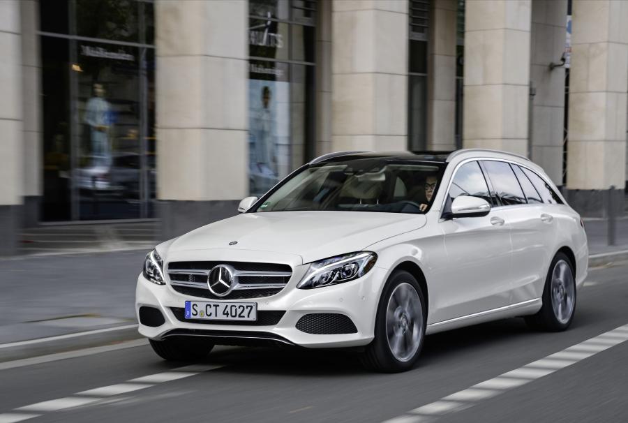  Mercedes-Benz C300 BlueTec Hybrid Avantgarde Line Estate 2014 года  (фото 1 из 13)